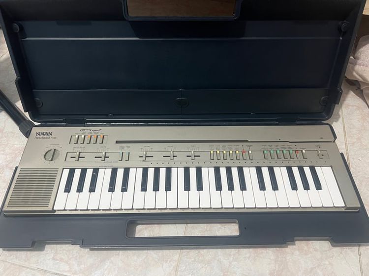 คีย์บอร์ดขนาดเล็ก Yamaha pc-100 keyboard 