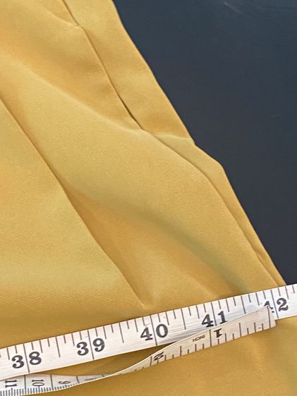 คริสเตียนดิออร์ กางเกงขากว้างทรงเอวสูง สีเหลืองมาสตาร์ด สภาพใหม่เอี่ยม ให้พร้อมเข็มขัดโซ่ดิออร์  รูปที่ 9