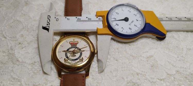 นาฬิกา Alfex Royal Airforce Swiss Made

 รูปที่ 4