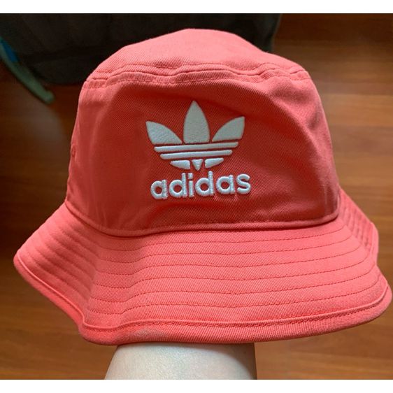 New‼️ หมวก​ Adidas​ bucket สีพีช ช้อปไทย มีป้ายห้อย รูปที่ 4