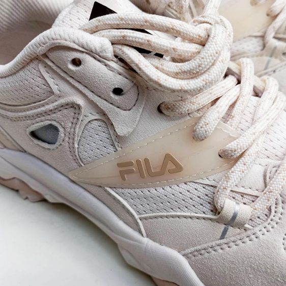 รองเท้าผ้าใบ FILA สีขาวครีม No.36.5 มือสองสภาพใหม่ รูปที่ 4