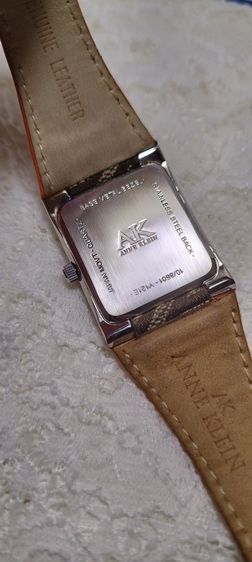 นาฬิกา AK Anne Klein

 รูปที่ 6