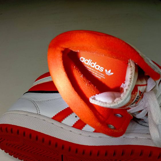 รองเท้าผ้าใบหนังแท้ Adidas สีขาว No.37.5 สีขาว มือสองสภาพใหม่ รูปที่ 9