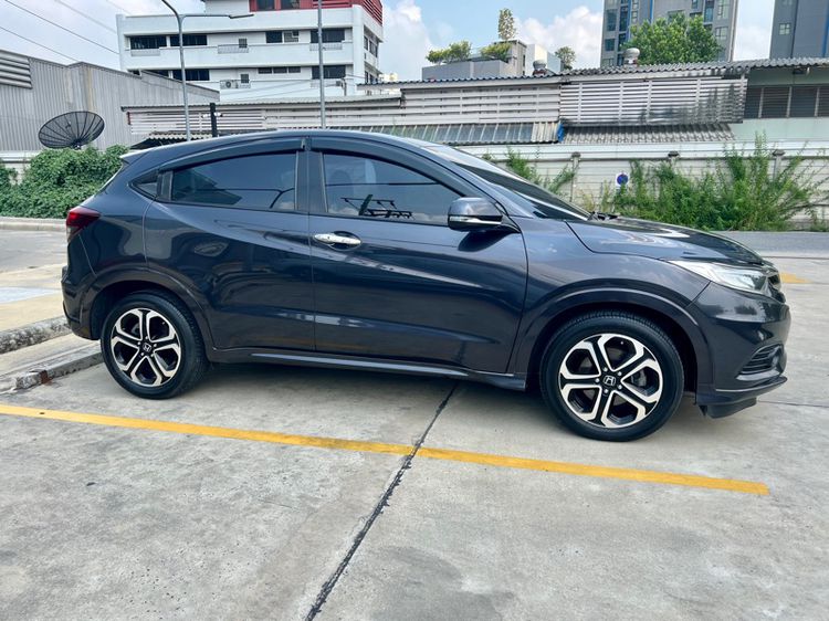 Honda HR-V 2019 1.8 EL Sedan เบนซิน ไม่ติดแก๊ส เกียร์อัตโนมัติ เทา รูปที่ 2