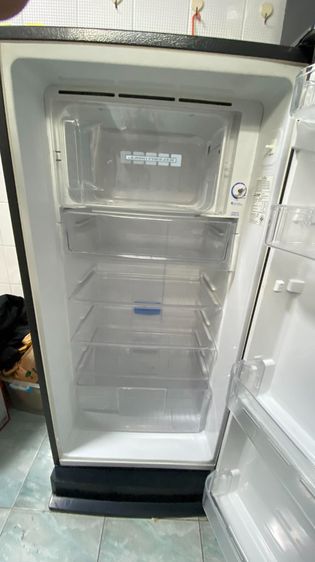ตู้เย็น 1 ประตู MITSUBISHI ขนาด 6.4Q สีเงิน สภาพดี ครับ รูปที่ 4