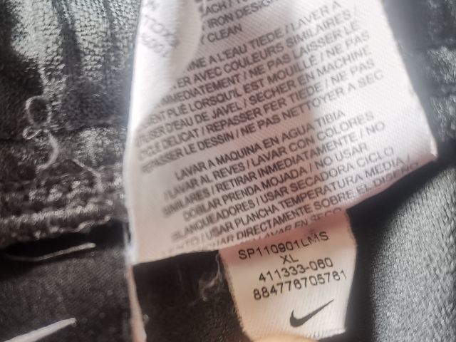Nike กางเกงออก​กำลังกาย​ของแท้ 100 บาท รูปที่ 5