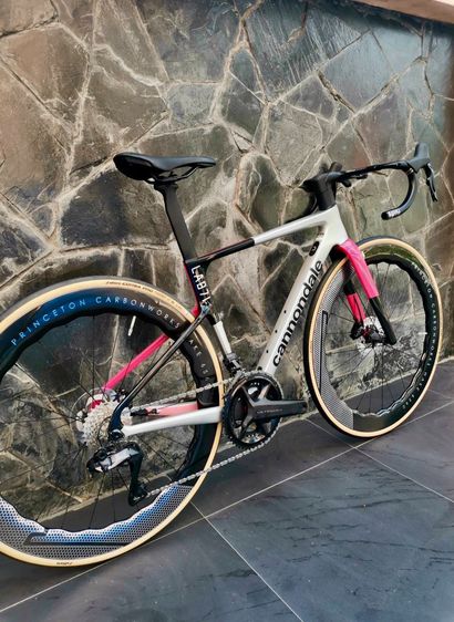 จักรยานเสือหมอบ  cannondale สีชมพู รุ่น SupersixEvo LAB71 สีทีม size48 ล้อpriceton รูปที่ 3