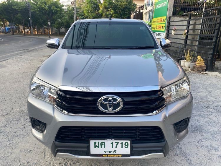 Toyota Hilux Revo 2018 Smart Cab 2.8 High 4WD Pickup ดีเซล ไม่ติดแก๊ส เกียร์ธรรมดา เทา รูปที่ 2