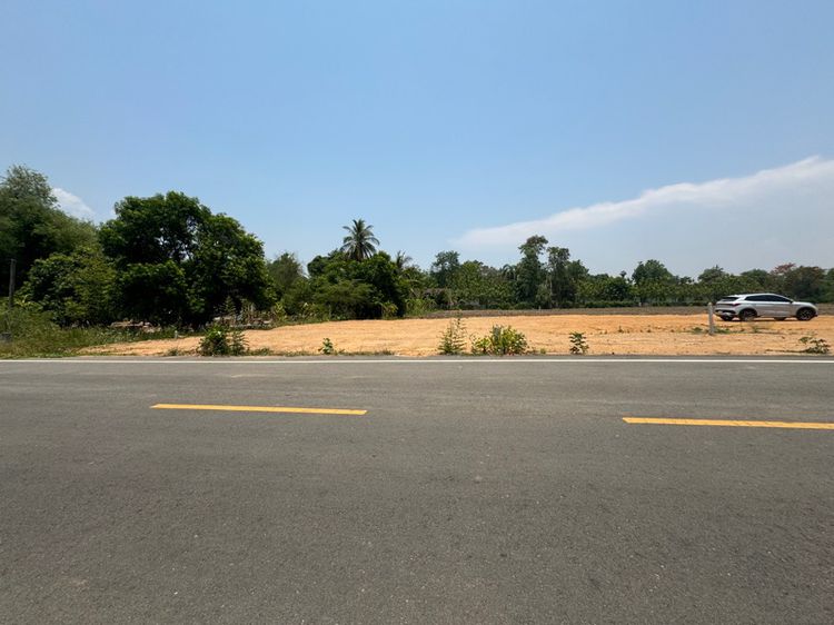 ที่ดินโฉนด100ตรว.ถมแล้วติดถนนลาดยาง ติดรีสอร์ท ไทรโยค รูปที่ 2