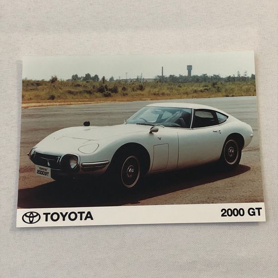 Toyota 2000GT 1967 สีขาว 143 Scale Box Mini Car Display Diecast Vol 3 รูปที่ 3