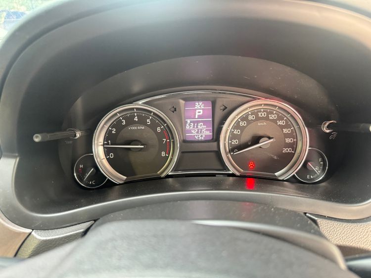 Suzuki Ciaz 2019 1.2 Gl Plus Sedan เบนซิน ไม่ติดแก๊ส เกียร์อัตโนมัติ ขาว รูปที่ 3