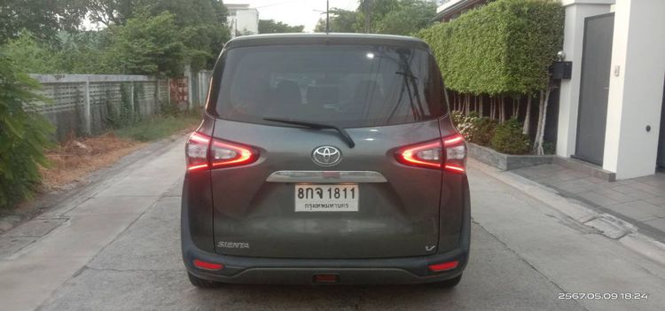 Toyota Sienta 2019 1.5 V Utility-car เบนซิน ไม่ติดแก๊ส เกียร์อัตโนมัติ เทา รูปที่ 4