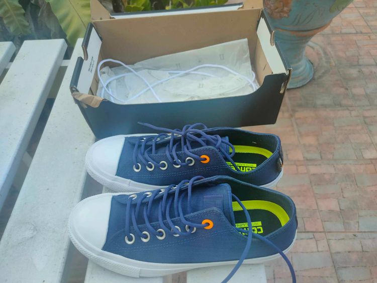 รองเท้าผ้าใบ Converse All Star II OX ของแท้ รหัส 157578CNA Unisex ไซส์ 6 UK รูปที่ 2
