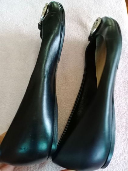 รองเท้าส้นแบนหนังแท้สีดำ Christian Dior รูปที่ 7