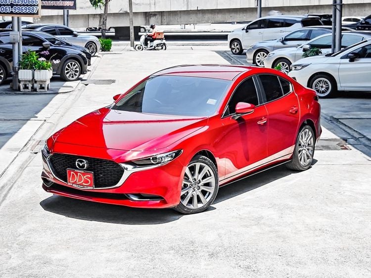 Mazda Mazda3 2022 2.0 S Sedan เบนซิน เกียร์อัตโนมัติ แดง รูปที่ 2