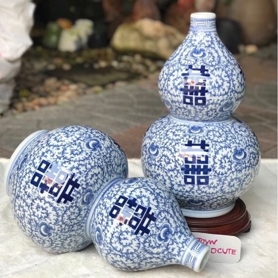 แจกันคู่ทรงน้ำเต้าเรียกทรัพย์ กระเบื้องเคลือบน้ำเงินขาว Blue and White Porcelain Chinese Handmade Decorative Vase รูปที่ 5
