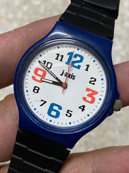 นาฬิกายี่ห้อ J AXIS  ควอทซ์ เจแปน ของแท้มือสอง พลาสติกเบา 300฿ รูปที่ 2