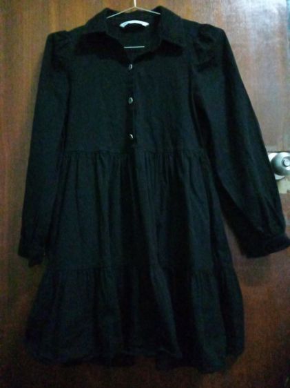 Zara Black Dress เดรสคอปกสีดำ กระดุมหน้า แขนพอง ช่วงล่างเป็นระบาย อก 36 ยาว 31 แขนยาว 23 ไหล่กว้าง 3.5นิ้ว(×2) ไม่มีกระเป๋า สภาพดี รูปที่ 5