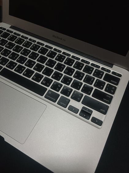 Macbook Air (11-inch, Early 2014) รูปที่ 4