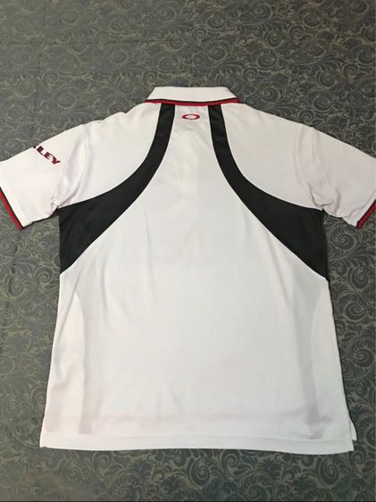 เสื้อโปโล OAKLEY Sport POLO แท้ 💯 size M ขนาด อก 21 ยาว 27.5 นิ้ว สภาพใหม่มาก ทรงสวย ดีเทลดี เนื้อผ้าระบายอากาศดีมาก หายากน่าสะสมครับ รูปที่ 8