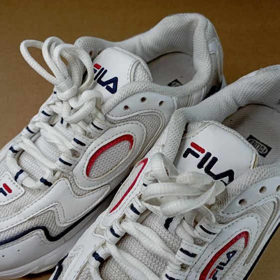รองเท้าผ้าใบ FILA สีขาว No.36 มือสองสาพใหม่ รูปที่ 3
