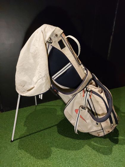ถุงกอล์ฟ Nike Golf Stand Bag รูปที่ 2