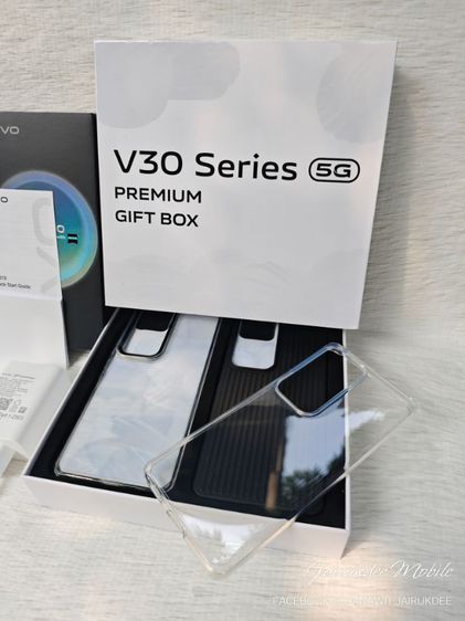 Vivo V30 Pro (สีดำ) มือสอง อายุแค่ 23 วัน ส่งฟรีถึงมือทั่วกรุงเทพฯ และปริมณฑล หรือส่งฟรี EMS ทั่วไทย สอบถามเพิ่มเติมโทร 0886700657  รูปที่ 3