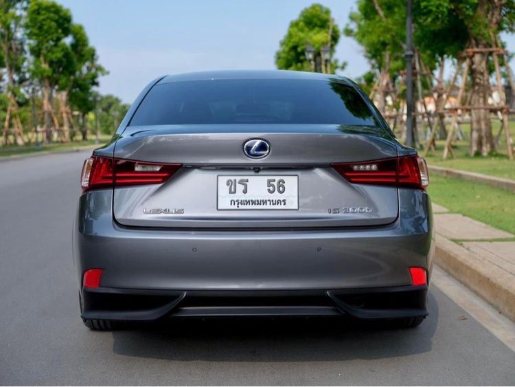 Lexus IS300h 2013 2.5 Premium Sedan ไฮบริด ไม่ติดแก๊ส เกียร์อัตโนมัติ เทา รูปที่ 3