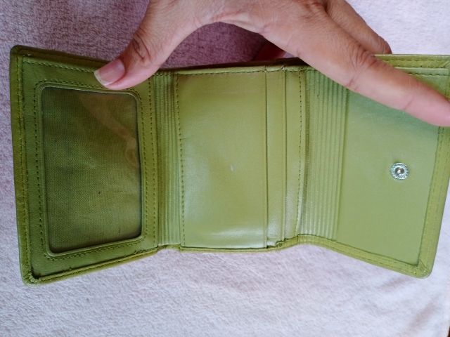กระเป๋าสตางค์หนังแท้สีเขียวrolfs รูปที่ 3