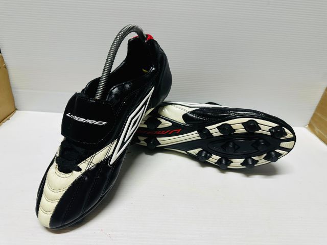  รองเท้าฟุตบอล Umbro Classic สภาพสวยjp260-265ลงได้ รูปที่ 7