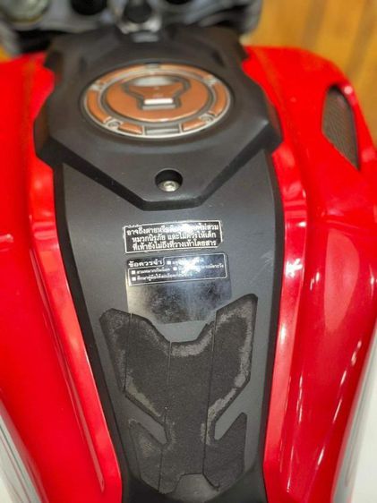 มอเตอร์​ไซค์​ Honda CB150R สีแดง รูปที่ 8