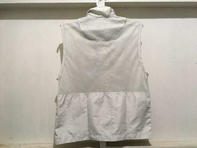 เสื้อแจ็คเก็ตแขนกุด (เสื้อกั๊ก) แบรนด์ CLAUDIO VALENTINO สีกากี รูปที่ 2