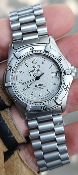 นาฬิกา แทค ฮอยเออร์ ซีรี่ย์ 2000

 รูปที่ 1