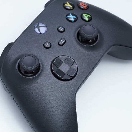 จอยไร้สาย Xbox Controller + USB-C Cable Black สภาพสวย ใช้น้อยแถม Thumb Grip Skull and Co รูปที่ 7