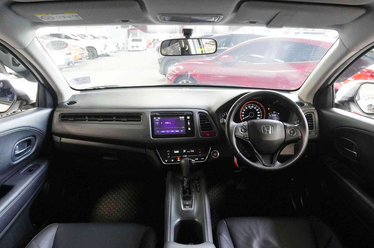 Honda HR-V 2016 1.8 E Utility-car เบนซิน เกียร์อัตโนมัติ ขาว รูปที่ 4