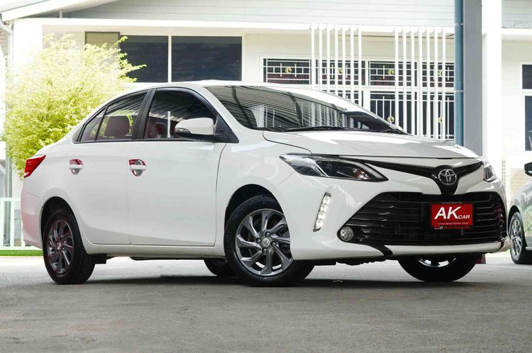 Toyota Vios 2020 1.5 Mid Sedan เบนซิน เกียร์อัตโนมัติ ขาว รูปที่ 3