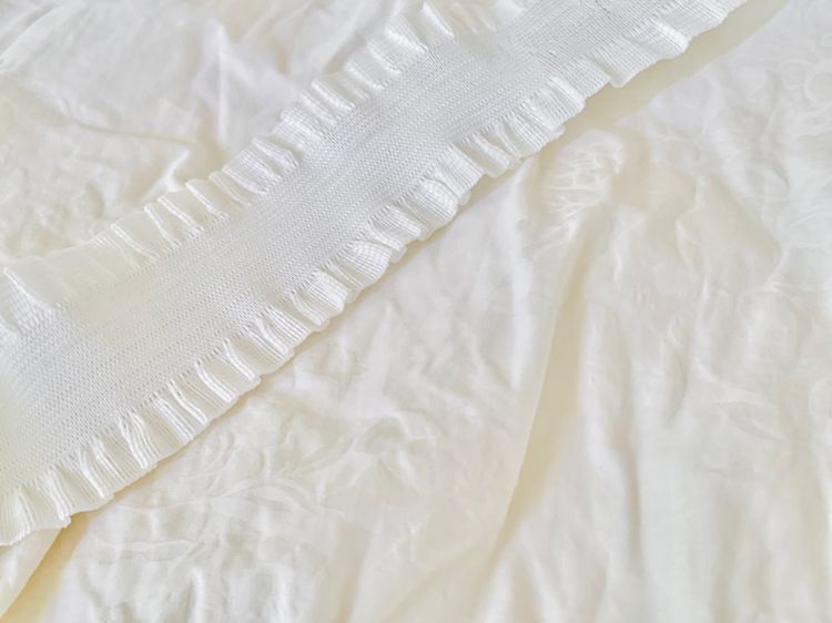 ที่นอนปิคนิค หรือท๊อปเปอร์ขนแกะ ขนาด 4.5-5ฟุต สีขาวครีมพิมพ์ลายดอกวินเทจทั้งผืน ยี่ห้อ Aipaca Wool (Made in Newzealand) (สภาพใหม่) รูปที่ 10