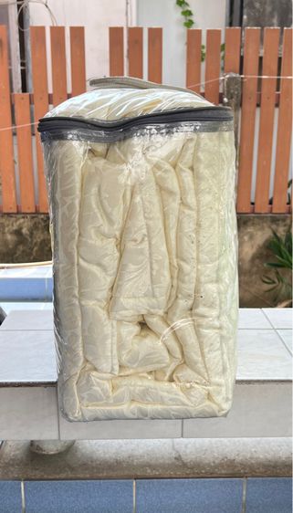 ผ้าห่ม ผ้านวม King size Lotus nice silk bed linen สีครีม รูปที่ 3