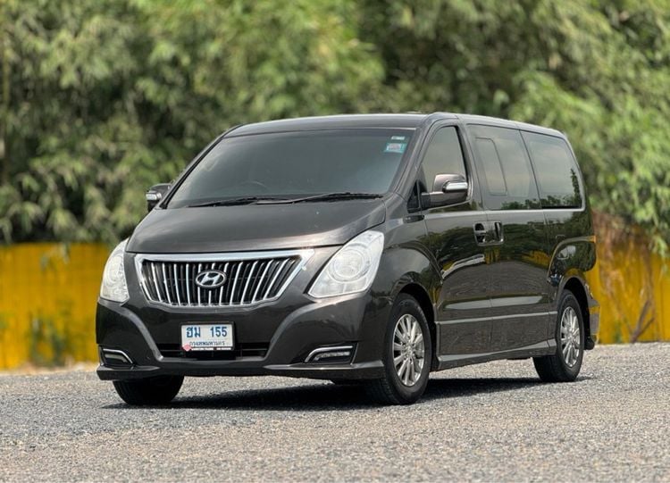Hyundai H-1  2016 2.5 Elite Plus Van ดีเซล ไม่ติดแก๊ส เกียร์อัตโนมัติ ดำ รูปที่ 3