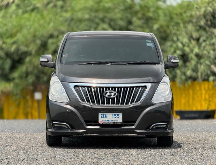Hyundai H-1  2016 2.5 Elite Plus Van ดีเซล ไม่ติดแก๊ส เกียร์อัตโนมัติ ดำ รูปที่ 2