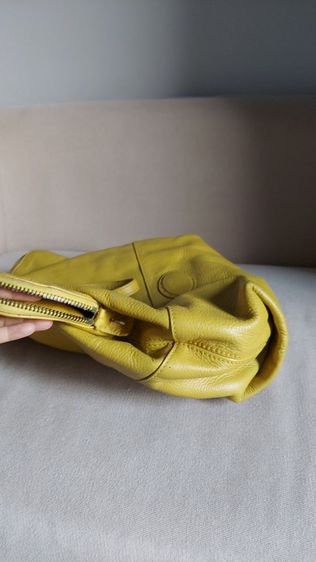 กระเป๋าถือ Fendi ใบใหญ่ รูปที่ 6