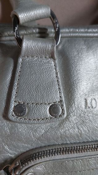 กระเป๋า longchamp แท้ สีเมทาลิค รูปที่ 3