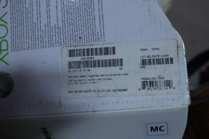Xbox 360 S Console - 250gb HD Model 1439 รูปที่ 18