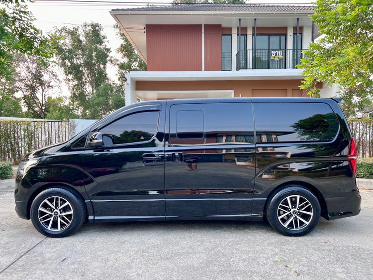 Hyundai H-1  2019 2.5 Elite Plus Van ดีเซล ไม่ติดแก๊ส เกียร์อัตโนมัติ ดำ รูปที่ 4