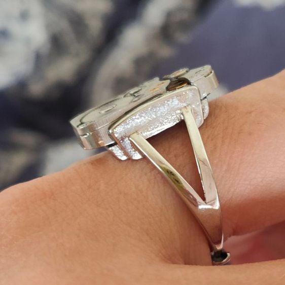 แหวน Seiko ทำจากตัวเครื่องนาฬิกาวินเทจไซโก้ ตัวแหวนไม่ลอกไม่ดำ ปรับขนาดได้ ใส่ได้ทั้งชายและหญิง เรียบแอบหรู รูปที่ 2