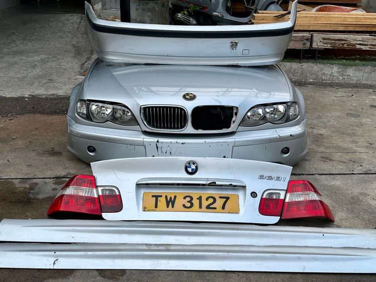 ชุดหน้าตัดศอก BMW E46 ไฟยก ให้ไปทั้งหมดตามรูป