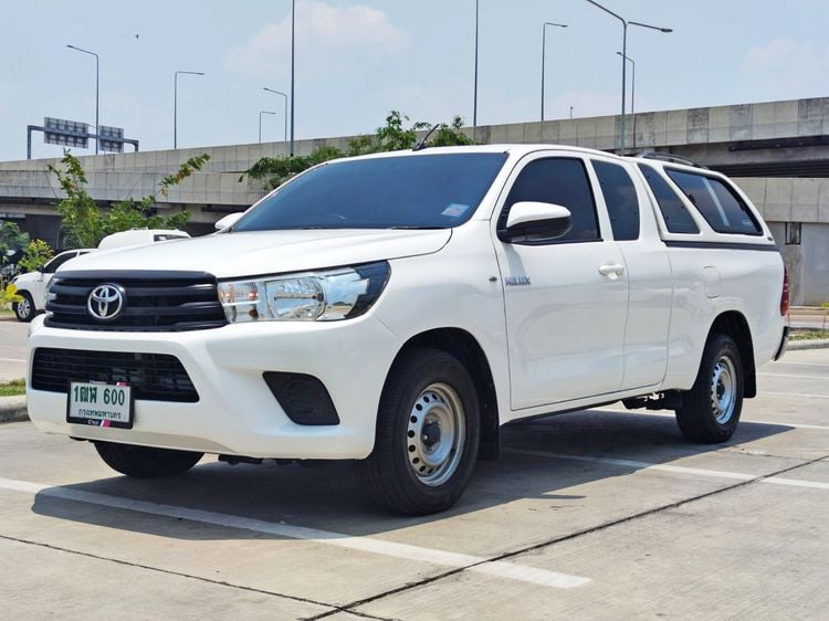 Toyota Hilux Revo 2016 2.4 J Pickup ดีเซล เกียร์ธรรมดา ขาว