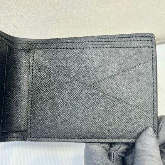 กระเป๋าสตางค์ผู้ชายLV multiple walletมือสอง รูปที่ 6