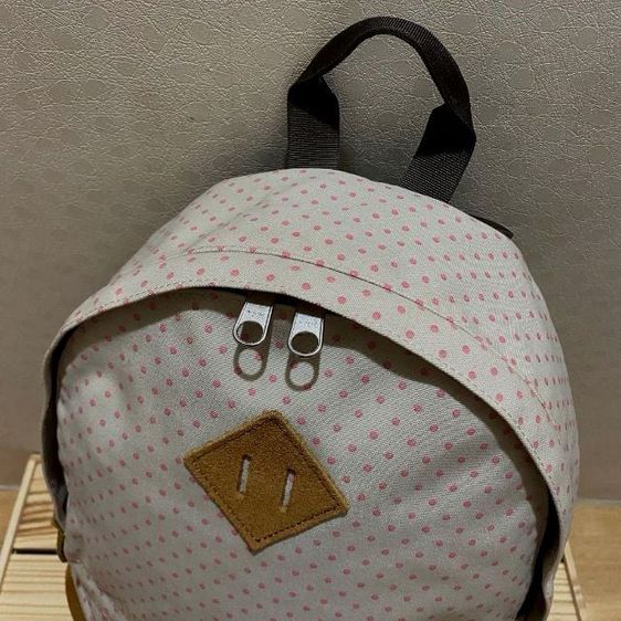 กระเป๋า​เป้​ แนววินเทจ​ THE​ NORTH​ FACE​  Purple Label Daypack กว้าง 11"  สูง​ 16.5" เป้สะพายหลัง​ รุ่นนี้มีขายในญี่ปุ่น​ ก่อนเป็นหนังกลับ รูปที่ 2