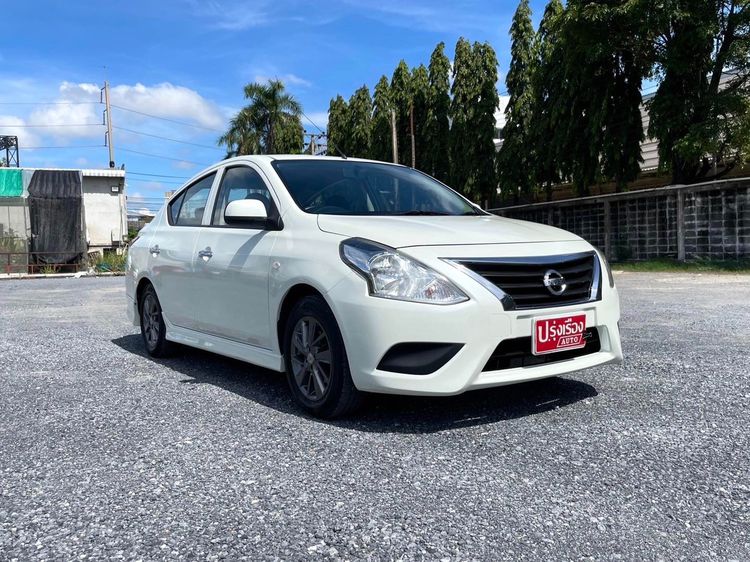 Nissan Almera 2018 1.2 V Sedan เบนซิน ไม่ติดแก๊ส เกียร์ธรรมดา ขาว รูปที่ 3